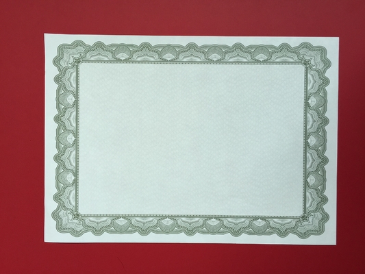 lo spazio in bianco stampabile della carta di specialità 95g certifica la stagnola d'argento che timbra il tipo
