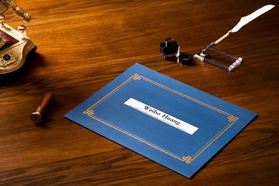 Supporto materiale dell'archivio di certificato della pergamena, coperture di timbratura calde del certificato della stagnola di oro